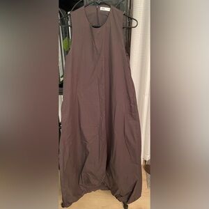 Zara Women's Elegant Sleeveless Maxi Dress in Brown